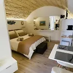 Monolocale Dimora Borgo Monte Nel Cuore Di Con Garage * 오트란토