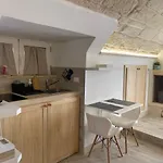 Monolocale Dimora Borgo Monte Nel Cuore Di Con Garage 아파트