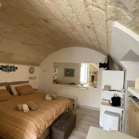 Monolocale Dimora Borgo Monte Nel Cuore Di Con Garage Apartment Otranto