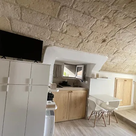 公寓 Monolocale Dimora Borgo Monte Nel Cuore Di Con Garage
