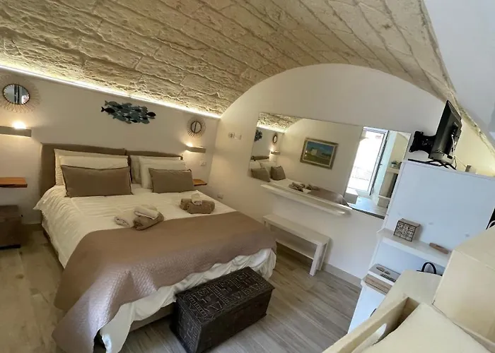 Monolocale Dimora Borgo Monte Nel Cuore Di Con Garage Apartamento Otranto